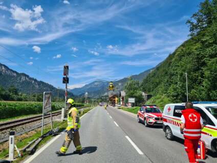Feuerwehr Schruns Verkehrsunfall Ortseinfahrt Bartholomaeberg 3