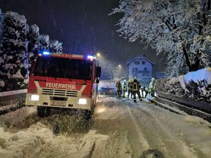 Feuerwehr Schruns mehrere Schneeeinsaetze 3