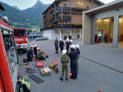 Probe - Absicherung einer Unfallstelle x/4